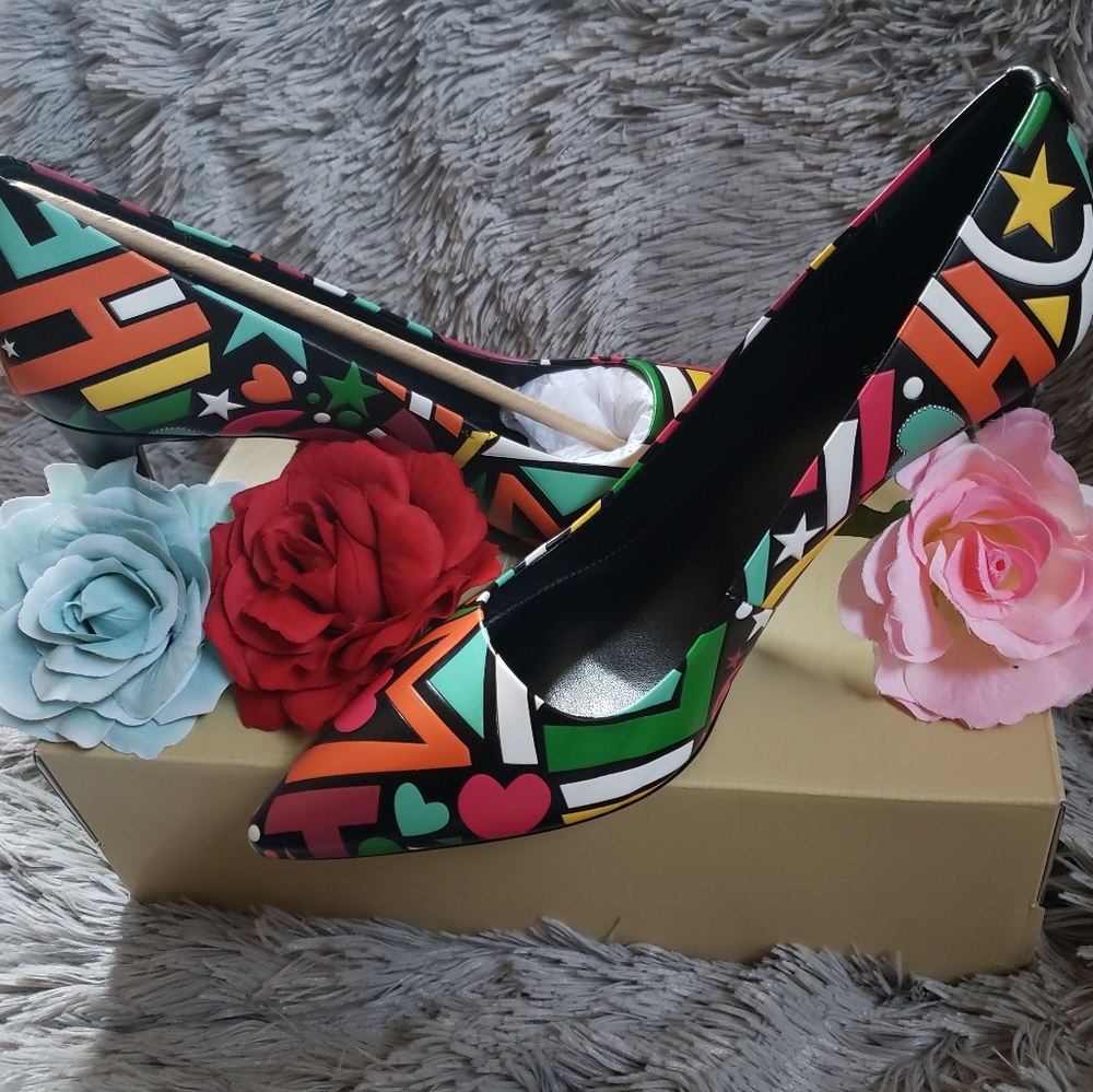 Women's shoes